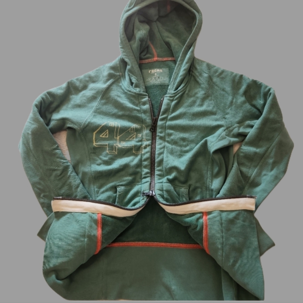 Slow Fashion 100% cotton hoodie with double zip, Rogan NYC, Made In‎ Peru.